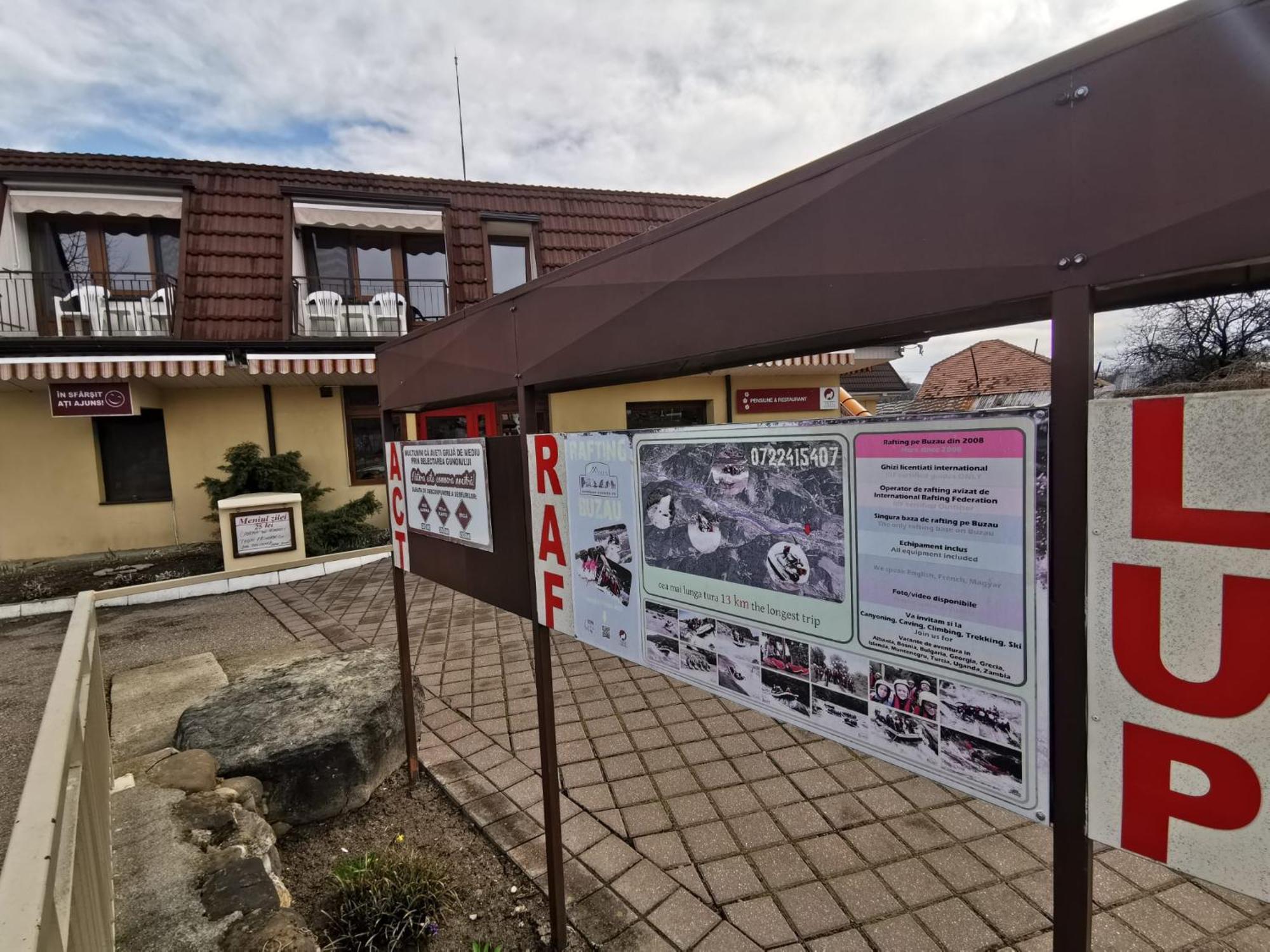 Pensiunea Valea Lupului Valea Lupului (Buzau) Exterior foto