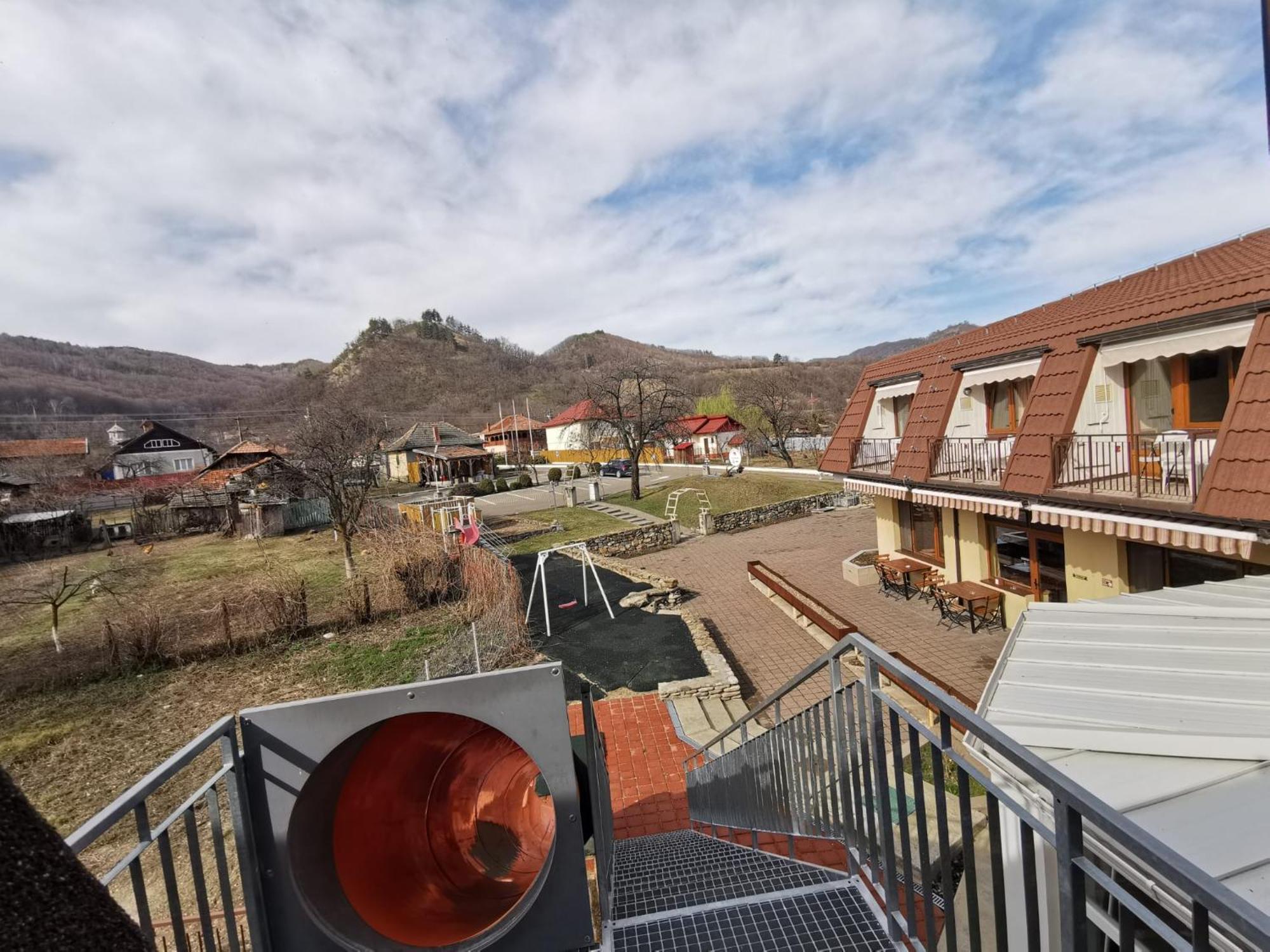 Pensiunea Valea Lupului Valea Lupului (Buzau) Exterior foto